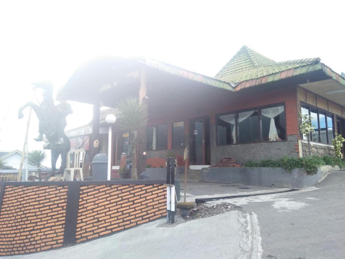 Cemara Indah Hotel Bromo Bagian luar foto